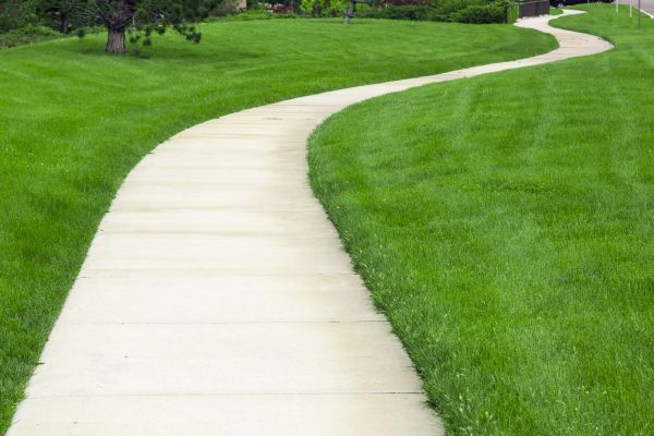 Cracked Sidewalk Repair in Cedar Rapids