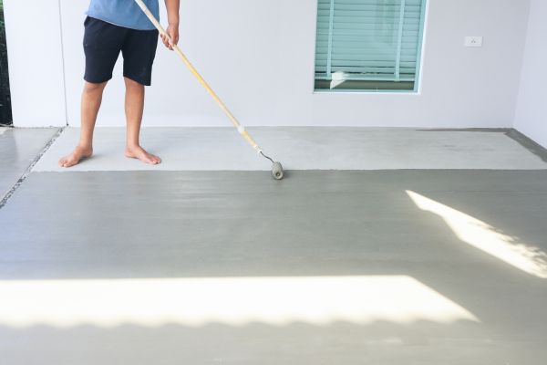 Garage Crack Filling in Cedar Rapids